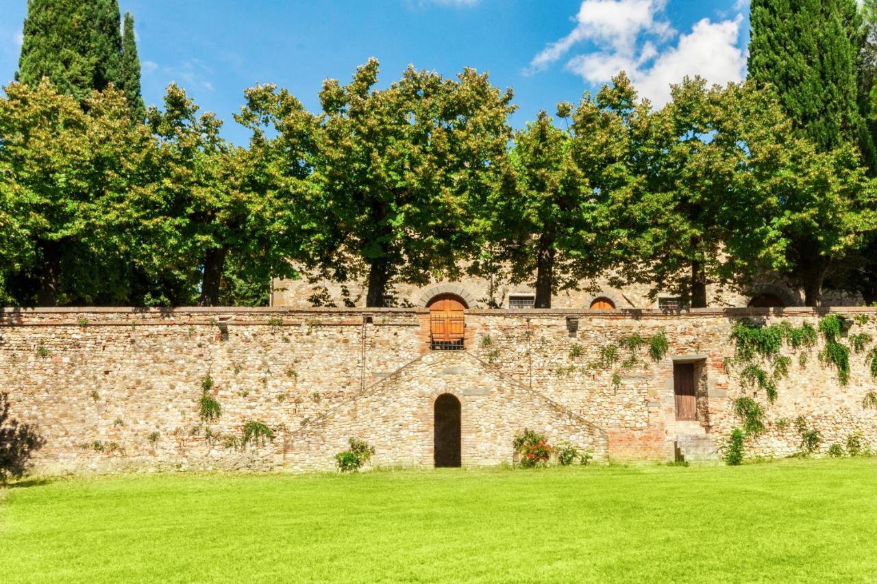 Апартаменты Castello Di Fezzana Монтеспертоли Экстерьер фото